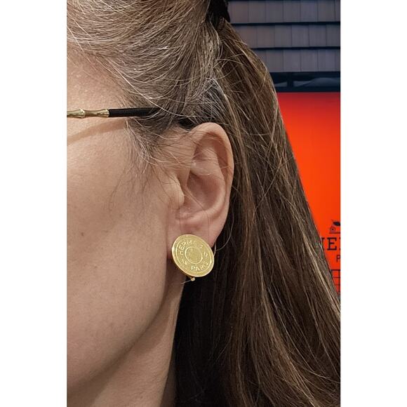 Hermès Clou de Selle Gold Clip-On Earring - Picture 2 of 5
